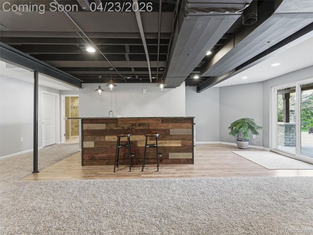 6163 Rosewood Parkway, White Lake Charter Township, MI 48383