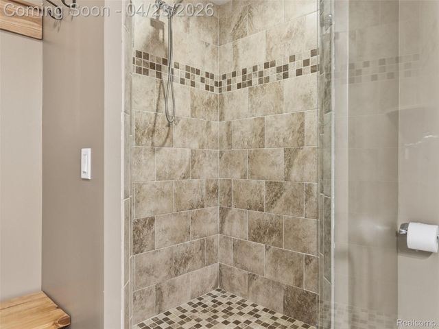 6163 Rosewood Parkway, White Lake Charter Township, MI 48383