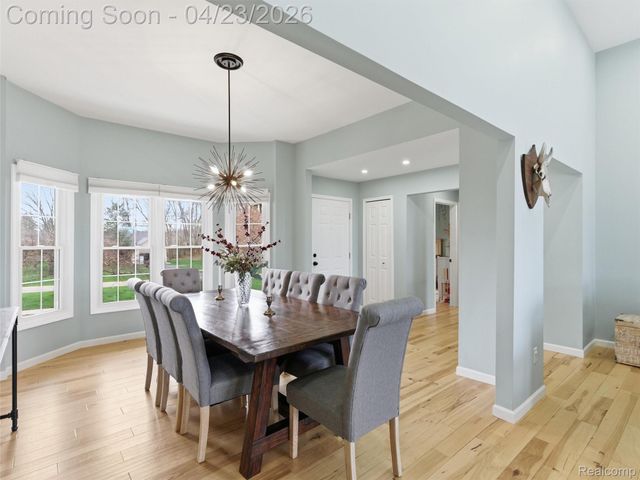6163 Rosewood Parkway, White Lake Charter Township, MI 48383