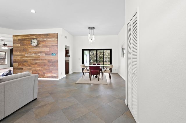 3653 Cypress Wood Court, Lake Worth, FL 33467