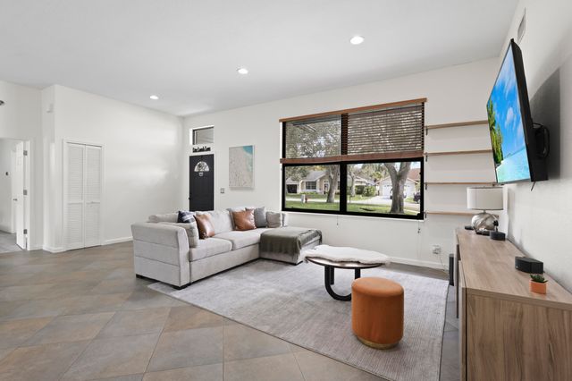 3653 Cypress Wood Court, Lake Worth, FL 33467