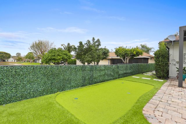 3653 Cypress Wood Court, Lake Worth, FL 33467