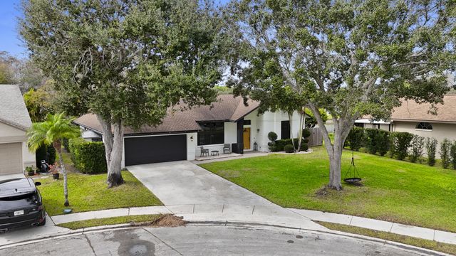 3653 Cypress Wood Court, Lake Worth, FL 33467