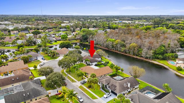 3653 Cypress Wood Court, Lake Worth, FL 33467