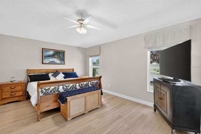 2359 WAKEFIELD WAY, Mount Dora, FL 32757