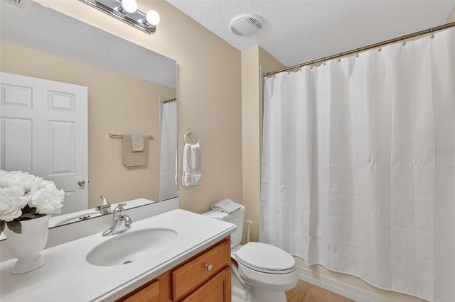 2359 WAKEFIELD WAY, Mount Dora, FL 32757