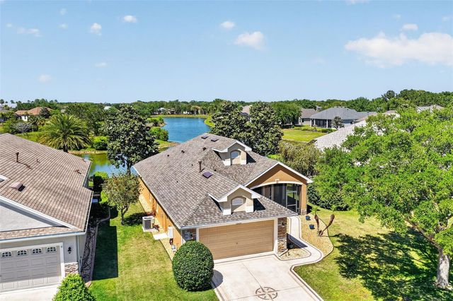 2359 WAKEFIELD WAY, Mount Dora, FL 32757