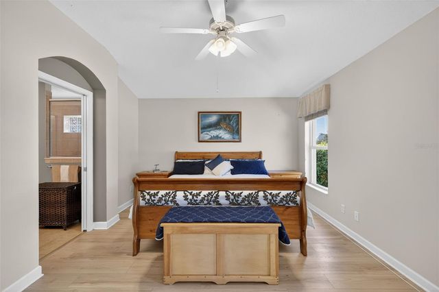 2359 WAKEFIELD WAY, Mount Dora, FL 32757