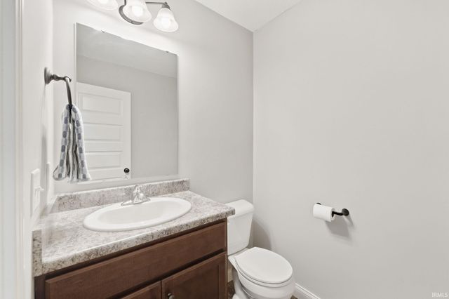 3765 Woodcliffe Drive, New Haven, IN 46774