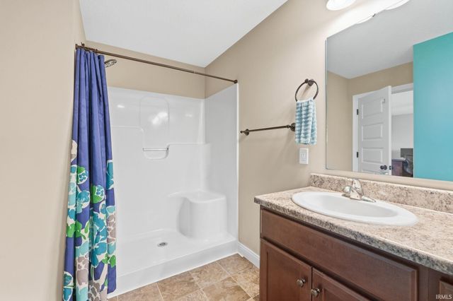 3765 Woodcliffe Drive, New Haven, IN 46774