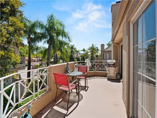 23735 Del Monte 170, Valencia, CA 91355