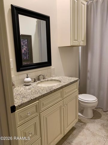 115 Sugar Ridge Lane, Youngsville, LA 70592