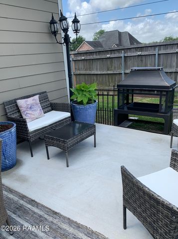 115 Sugar Ridge Lane, Youngsville, LA 70592