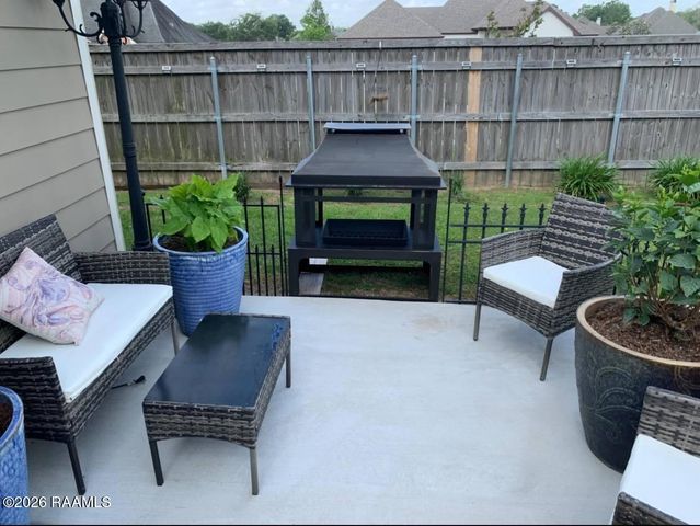 115 Sugar Ridge Lane, Youngsville, LA 70592