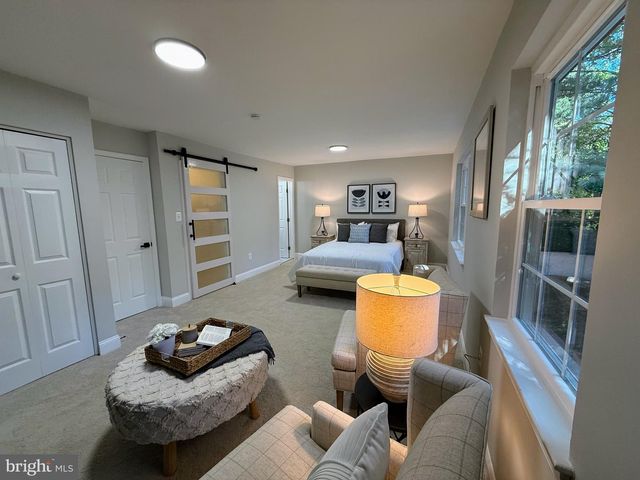 9983 HEMLOCK WOODS LN, Burke, VA 22015