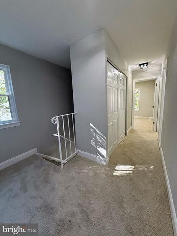 9983 HEMLOCK WOODS LN, Burke, VA 22015