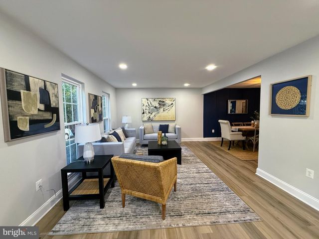 9983 HEMLOCK WOODS LN, Burke, VA 22015