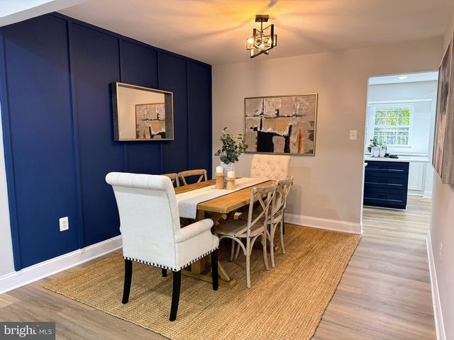 9983 HEMLOCK WOODS LN, Burke, VA 22015