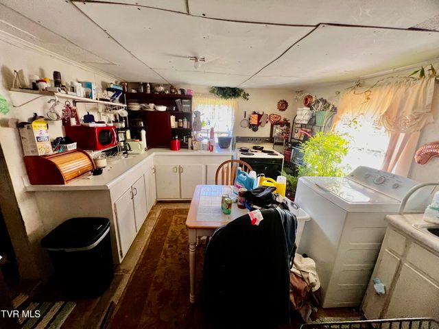 7045 Lone Star Road, Kingsport, TN 37660