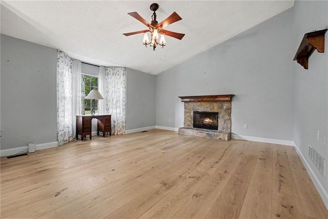 202 Johnstons Drive, Dallas, GA 30157