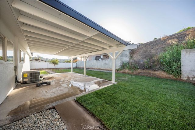 1061 La Casa, La Habra, CA 90631