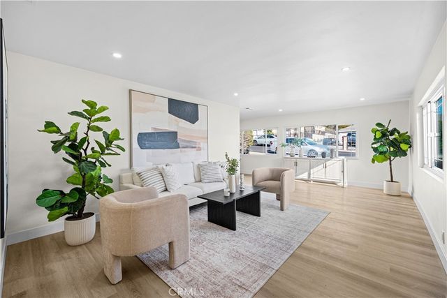 1061 La Casa, La Habra, CA 90631