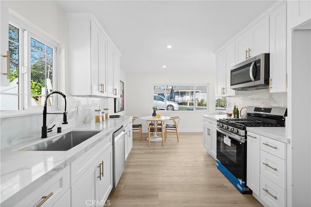 1061 La Casa, La Habra, CA 90631