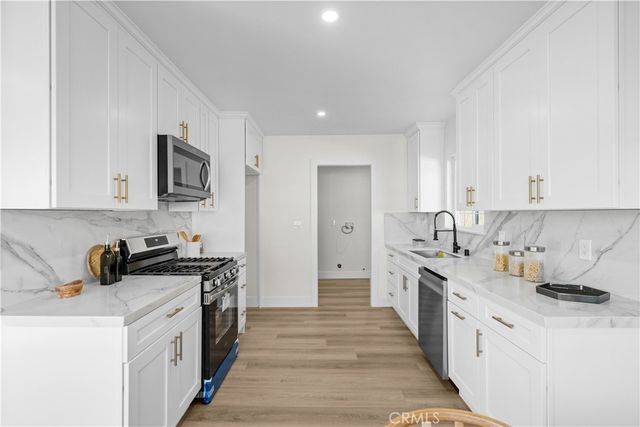 1061 La Casa, La Habra, CA 90631