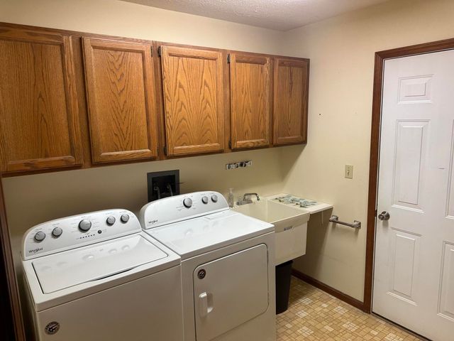 163 Regency Parkway, La Porte, IN 46350