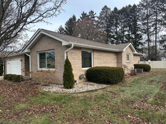 163 Regency Parkway, La Porte, IN 46350