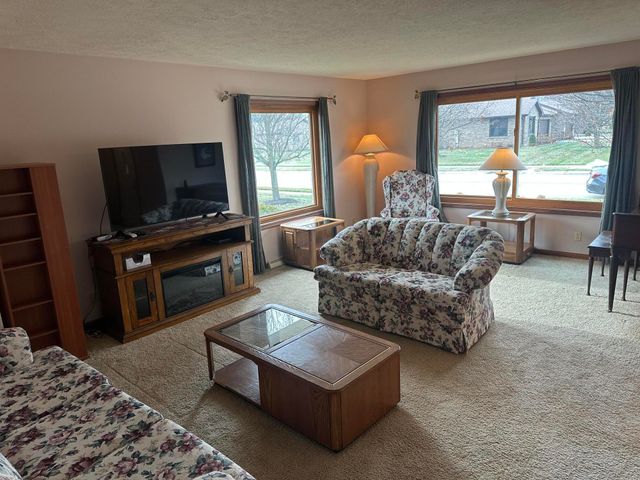 163 Regency Parkway, La Porte, IN 46350