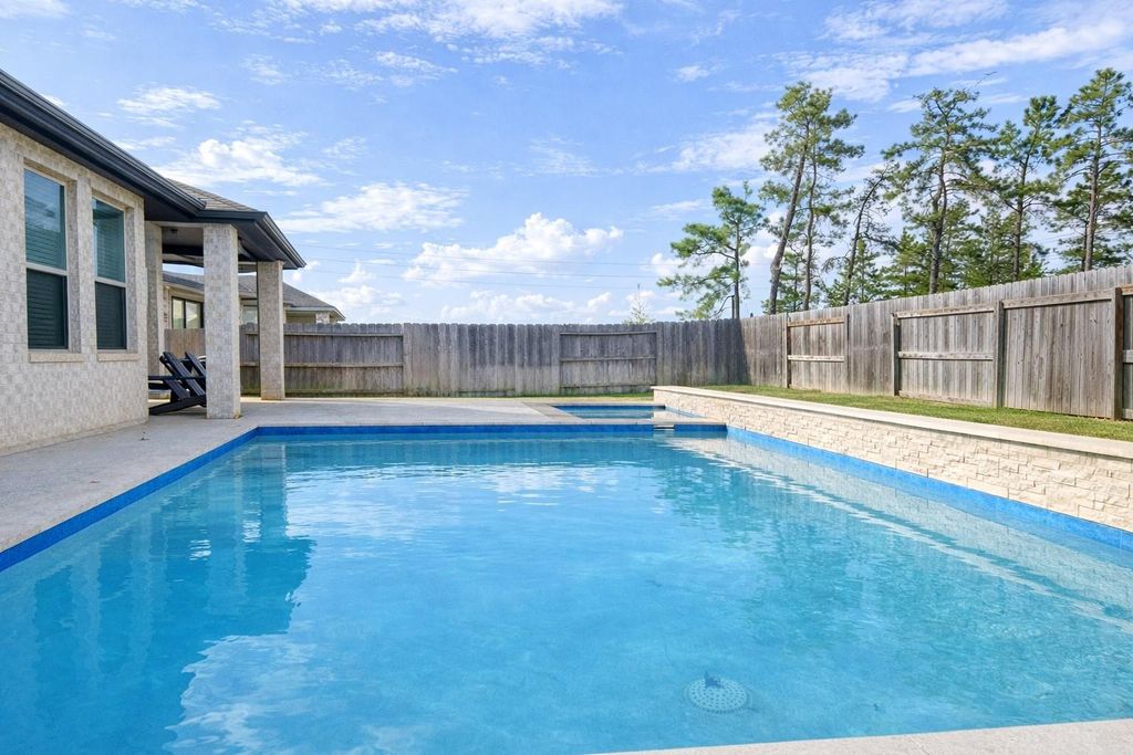 15907 Golden Trails Court, Conroe, TX 77302