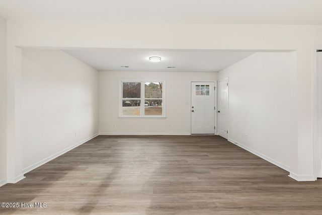 1508 Parks Village Road, Zebulon, NC 27597