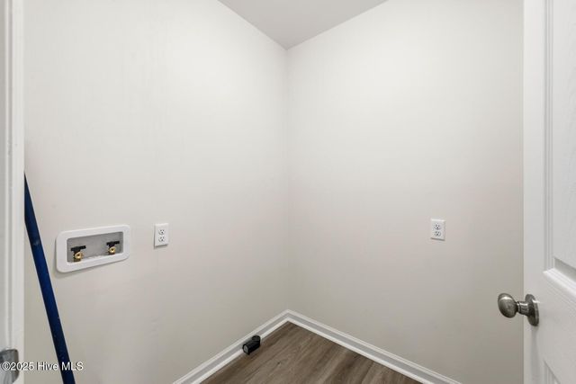 1508 Parks Village Road, Zebulon, NC 27597