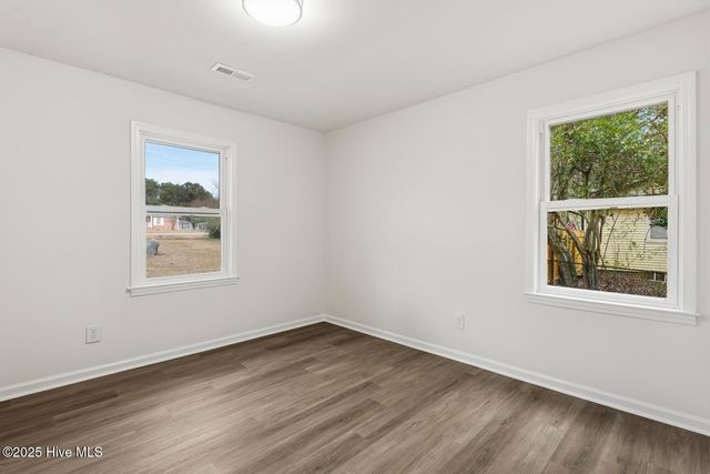 1508 Parks Village Road, Zebulon, NC 27597