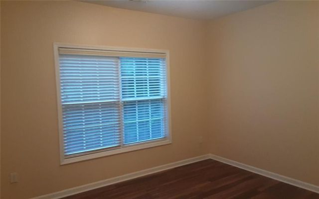 2532 Lois Court, Loganville, GA 30052