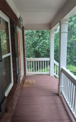 2532 Lois Court, Loganville, GA 30052
