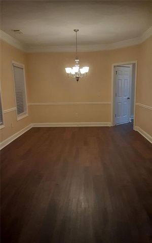 2532 Lois Court, Loganville, GA 30052