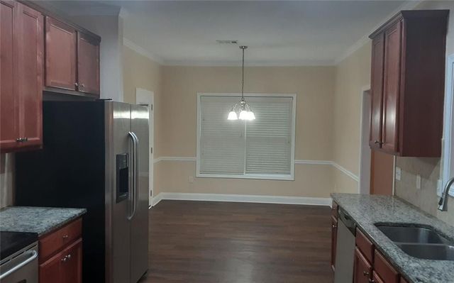2532 Lois Court, Loganville, GA 30052