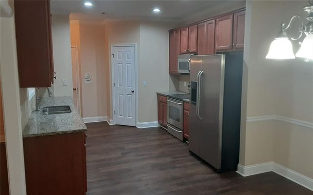 2532 Lois Court, Loganville, GA 30052