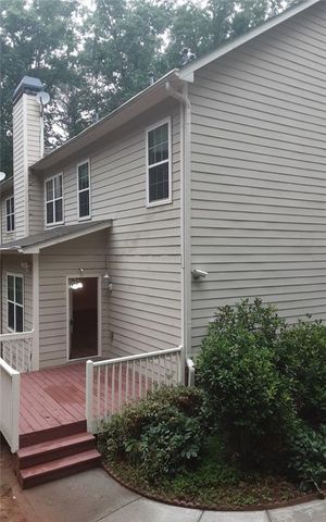 2532 Lois Court, Loganville, GA 30052