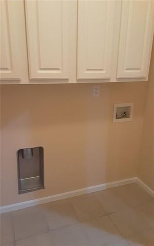 2532 Lois Court, Loganville, GA 30052