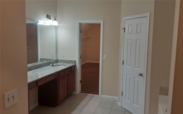 2532 Lois Court, Loganville, GA 30052