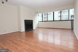 1140 23rd St NW Apt 904, Washington, DC 20037