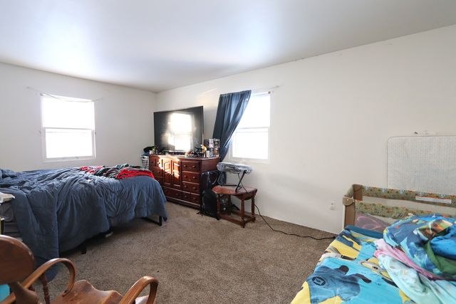 1950 E Old Pine Bluff Road, Morris, IL 60450