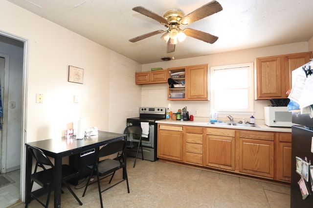 1950 E Old Pine Bluff Road, Morris, IL 60450