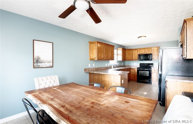 12301 Nina Court, Sellersburg, IN 47172