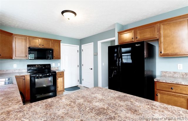 12301 Nina Court, Sellersburg, IN 47172