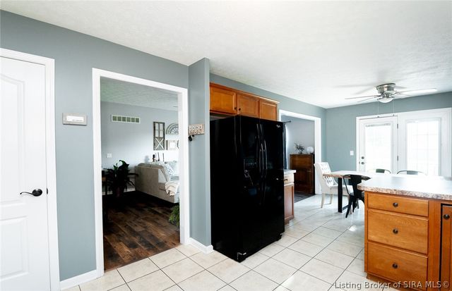 12301 Nina Court, Sellersburg, IN 47172