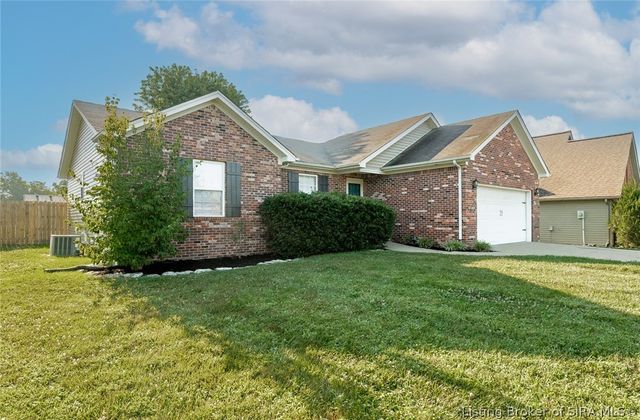 12301 Nina Court, Sellersburg, IN 47172